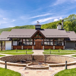 Отдых и проживание в апарт-отеле парк-отеле «Орлиное гнездо» Горячий ключ